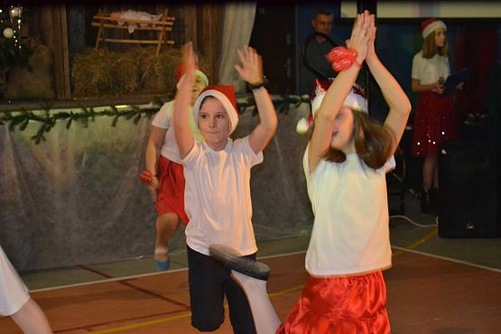 Grafika #128: VI Rodzinny Kiermasz Świąteczny