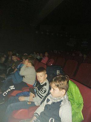 Grafika #5: Wycieczka do kina "Fregata" uczniów I-III.