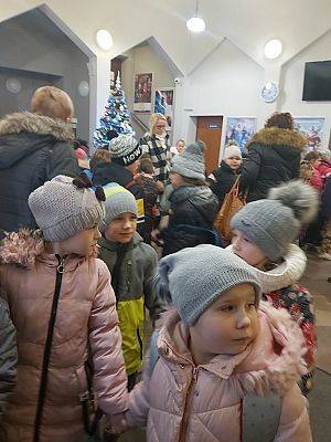 Grafika #10: Wycieczka do kina "Fregata" uczniów I-III.