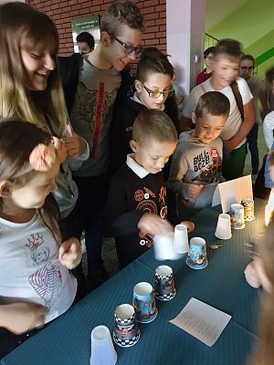 Grafika #32: Zabawa Andrzejkowa