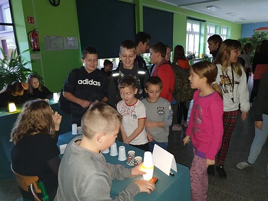 Grafika #47: Zabawa Andrzejkowa