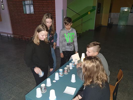 Grafika #31: Zabawa Andrzejkowa