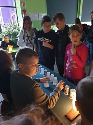 Grafika #38: Zabawa Andrzejkowa