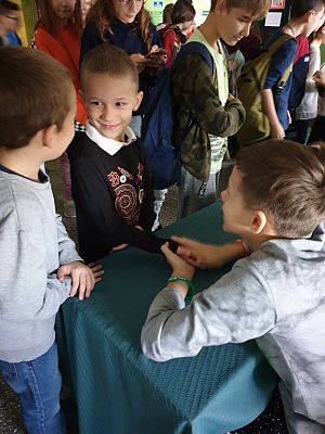 Grafika #49: Zabawa Andrzejkowa