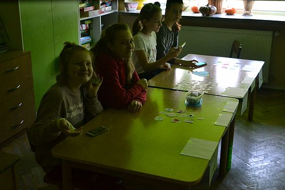 Grafika #4: Zabawa Andrzejkowa