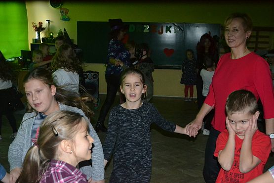 Grafika #6: Zabawa Andrzejkowa