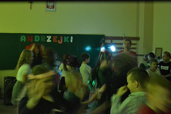 Grafika #11: Zabawa Andrzejkowa