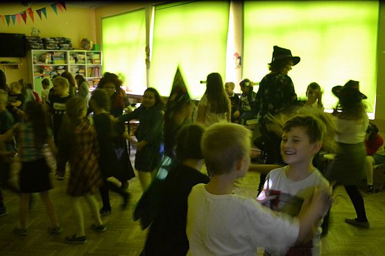 Grafika #22: Zabawa Andrzejkowa