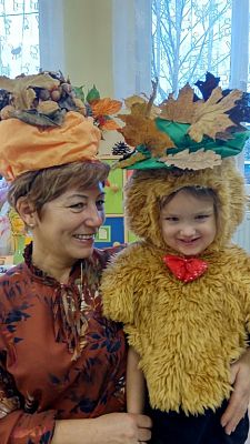 Grafika #2: Jesienny bal z misiem