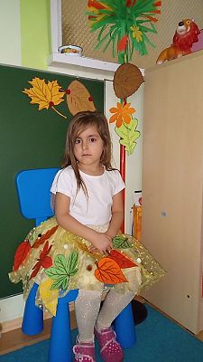 Grafika #14: Jesienny bal z misiem