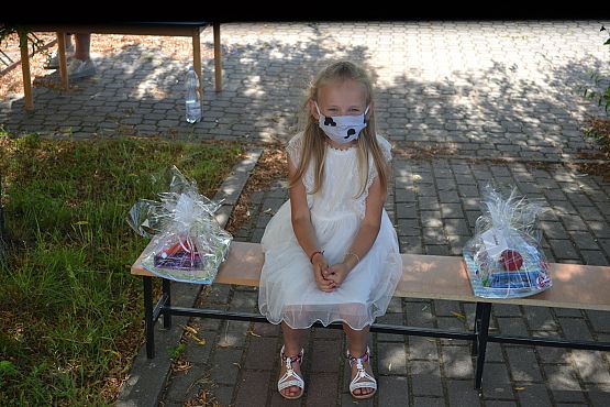 Grafika #2: Pożegnanie "Leśnych Skrzatów"