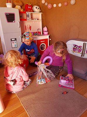 Grafika #19: Dzień Dziecka u ,,PINGWINKÓW"