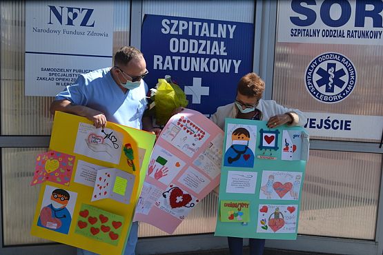 Grafika #8: #JESTEŚMY Z WAMI - DZIĘKUJEMY