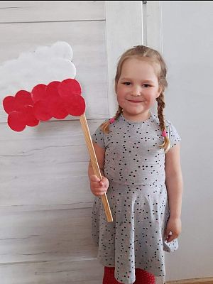 Grafika #32: Majowe święta