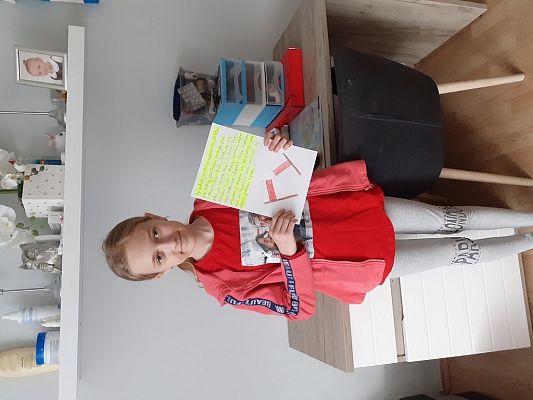 Grafika #24: Majowe święta