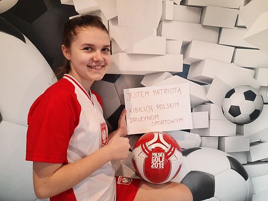 Grafika #14: Majowe święta