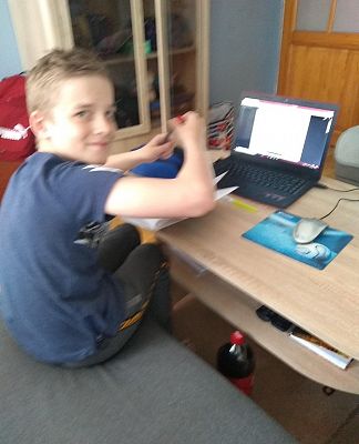 Grafika #3: Zdalne nauczanie w klasie V B