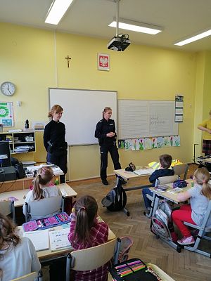 Grafika #8: Uczę się bezpieczeństwa"