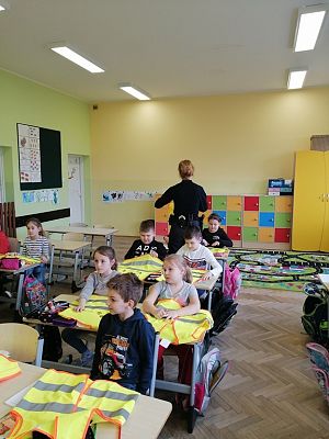 Grafika #3: Uczę się bezpieczeństwa"