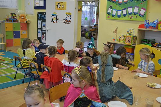 Grafika #1: Bal karnawałowy w Przedszkolu