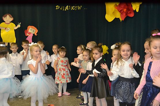 Grafika #23: Dzień Babci i Dziadka w Przedszkolu