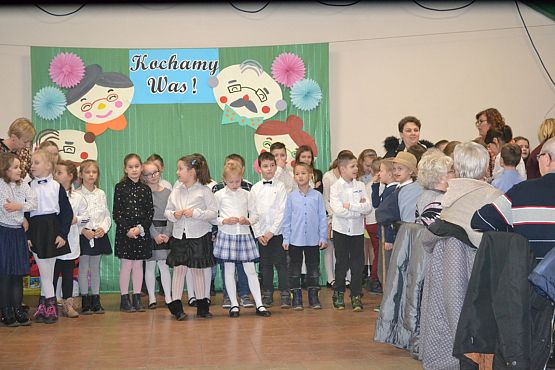 Grafika #0: Tak wiele zawdzięczamy naszym babciom i dziadkom, dlatego ich święto uczciliśmy w szczególny sposób!