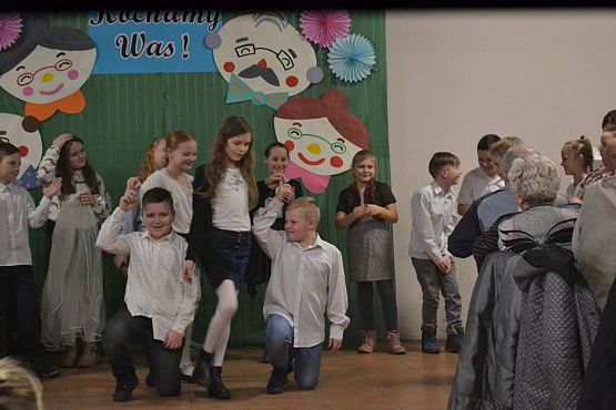 Grafika #48: Tak wiele zawdzięczamy naszym babciom i dziadkom, dlatego ich święto uczciliśmy w szczególny sposób!