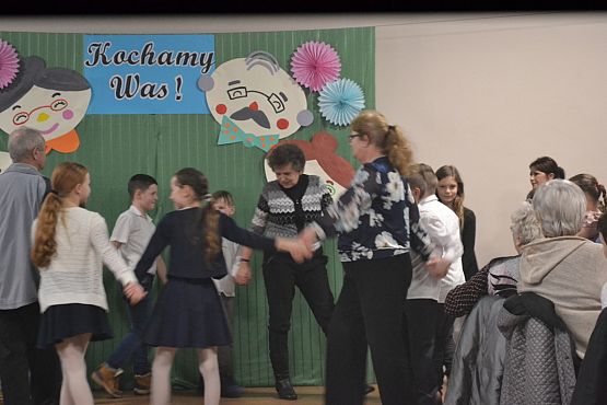 Grafika #57: Tak wiele zawdzięczamy naszym babciom i dziadkom, dlatego ich święto uczciliśmy w szczególny sposób!