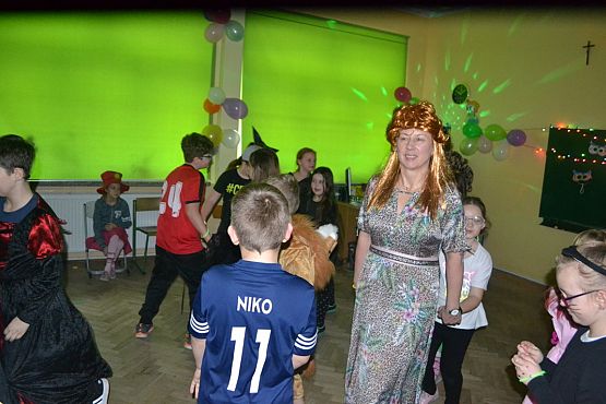 Grafika #19: Bal karnawałowy