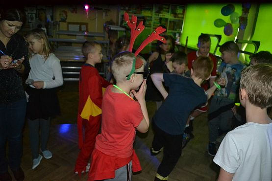 Grafika #20: Bal karnawałowy