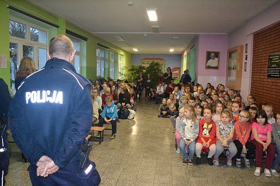 Grafika #0: BEZPIECZNE FERIE