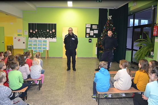 Grafika #4: BEZPIECZNE FERIE