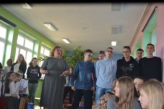 Grafika #1: Wspólne kolędowanie