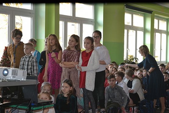 Grafika #16: Wspólne kolędowanie