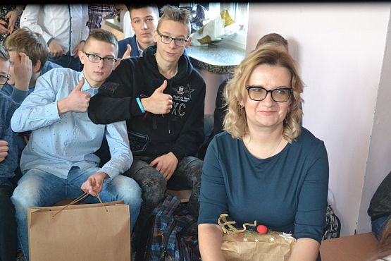 Grafika #18: Wspólne kolędowanie