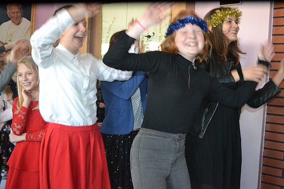 Grafika #26: Wspólne kolędowanie