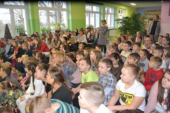 Grafika #10: #Razem Na Święta