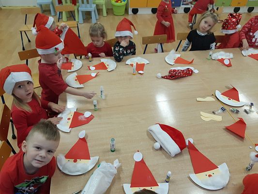 Grafika #21: Mikołajki w przedszkolu