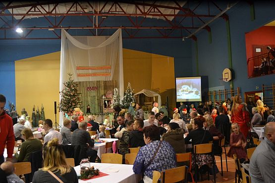 Grafika #11: VI Rodzinny Kiermasz Świąteczny