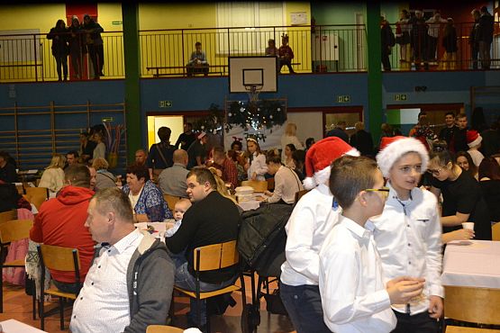 Grafika #16: VI Rodzinny Kiermasz Świąteczny