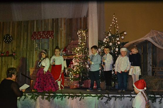 Grafika #37: VI Rodzinny Kiermasz Świąteczny