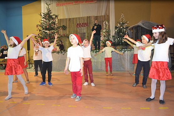 Grafika #124: VI Rodzinny Kiermasz Świąteczny