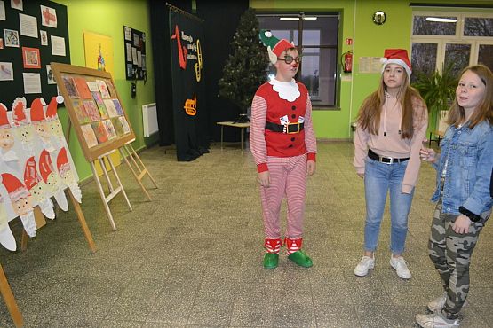 Grafika #4: Elf – pomocnik Mikołaja