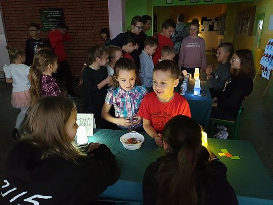 Grafika #53: Zabawa Andrzejkowa