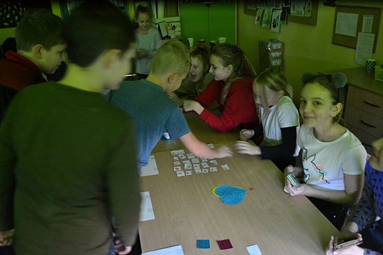 Grafika #7: Zabawa Andrzejkowa