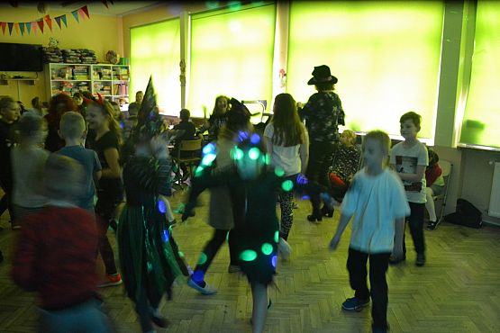 Grafika #21: Zabawa Andrzejkowa