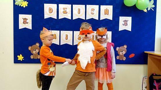 Grafika #6: Jesienny bal z misiem