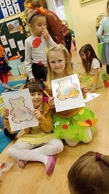 Grafika #11: Jesienny bal z misiem