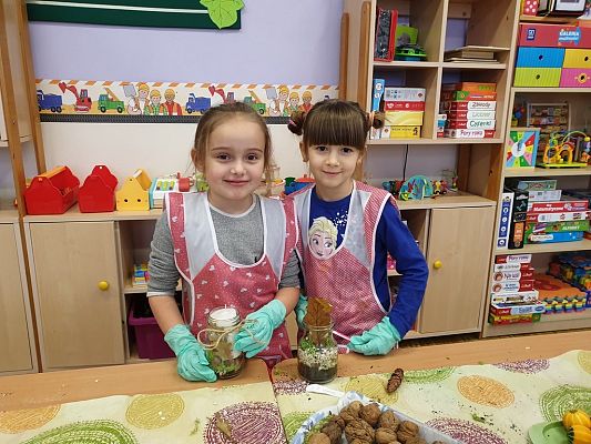 Grafika #17: Jesień w słoiku