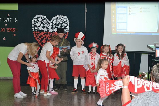 Grafika #7: Kocham Cię Polsko